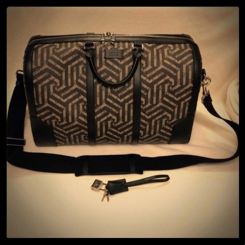 GUCCI GG Supreme Monogram Caleido Duffle Bag